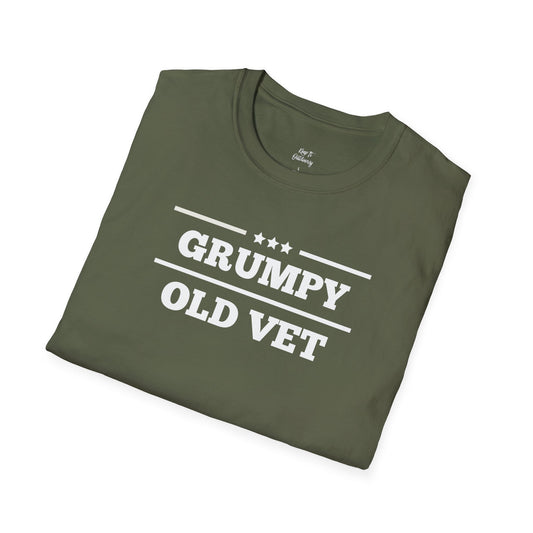 GRUMPY OLD VET Unisex T-Shirt